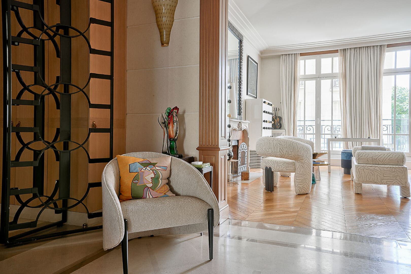 Neuilly Barrès – Voie Privée – Appartement de 315m², 4 chambres.